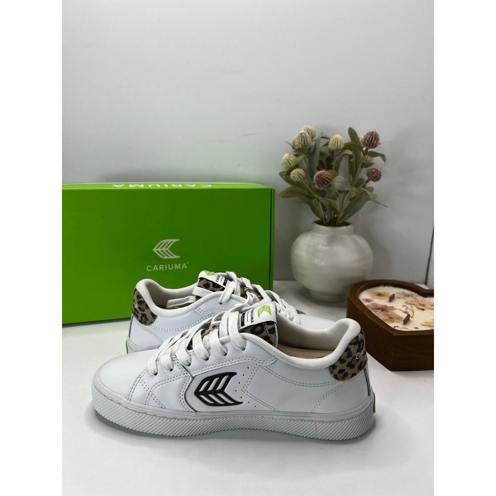 Cariuma Salvas Casual Leather Sneaker White/Leopard Print Heel Women's 8.5 NWB - Picture 7 of 10